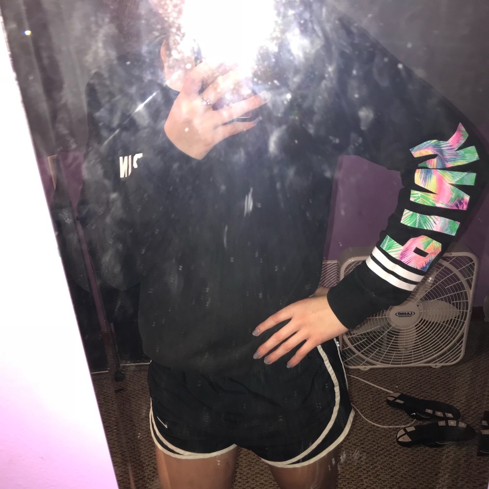 PINK SWEATER